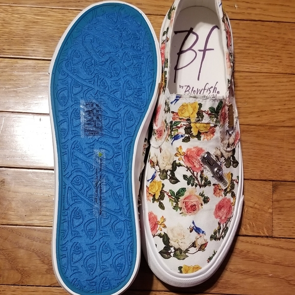 Flower 🌸 Bomb Sneaker Love - Picture 4 of 7